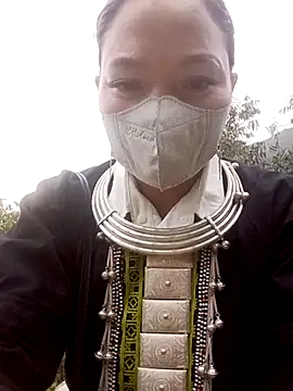 nat-tri online show from November 12, 10:04 am