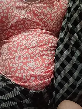 Hot-ranisa online show from July 17, 4:34 pm