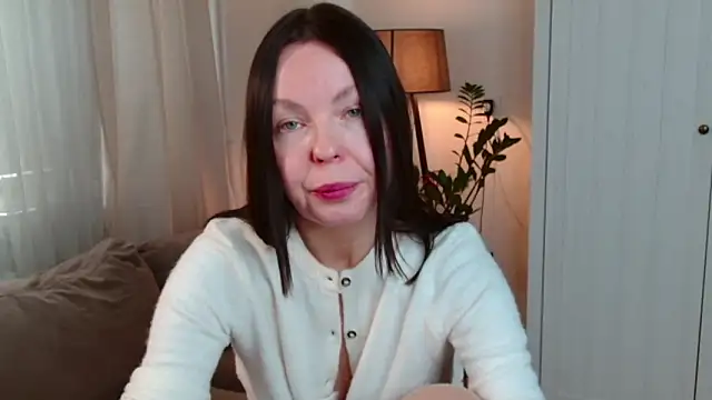 LittleNicolee online show from February 9, 12:31 pm