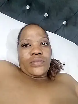 Snapshot of CaramelBoootie chatting on March 3, 6:58 pm CaramelBoootie online show from March 3, 6:58 pm