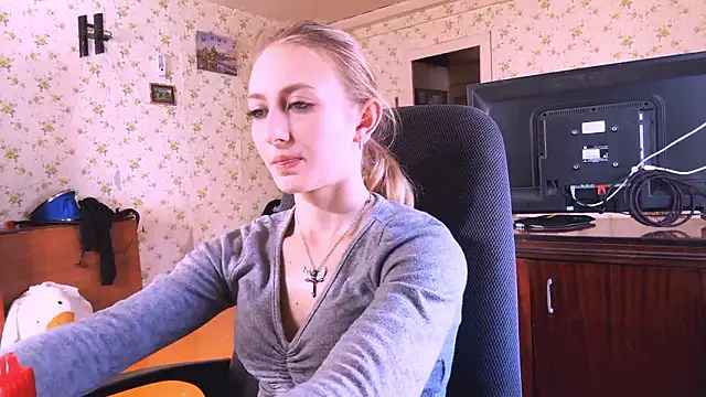 Snapshot of AmeliLia chatting on March 16, 11:14 am AmeliLia online show from March 16, 11:14 am