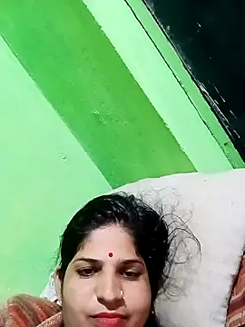 Karishma cute online show from November 17, 12:38 am