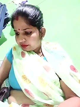 Karishma cute online show from December 2, 11:59 am