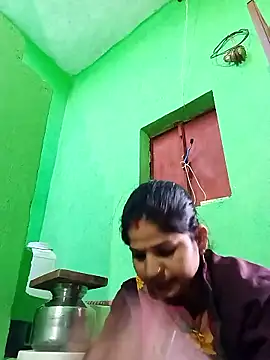 Karishma cute online show from December 5, 11:52 am