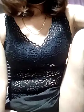 YiyinLy online show from October 15, 6:13 am