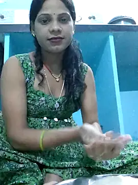 Snapshot of Nitya_hot chatting on May 11, 6:19 am Nitya hot online show from May 11, 6:19 am