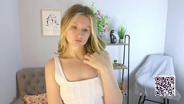 Shirley Davis online show from December 18, 6:25 pm