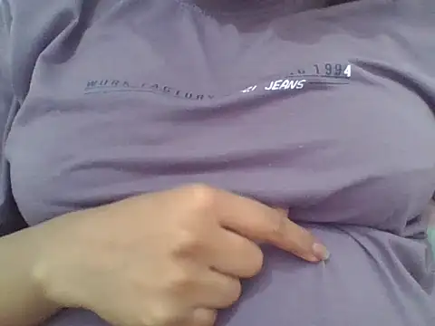 modern jatti33 online show from March 19, 5:55 am