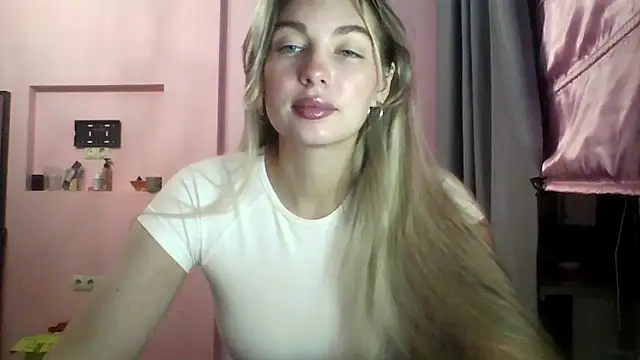 Snapshot of Sygream chatting on October 26, 1:28 pm Sygream online show from October 26, 1:28 pm