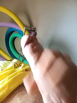 Snapshot of helfo2002 chatting on October 31, 12:39 pm helfo2002 online show from October 31, 12:39 pm