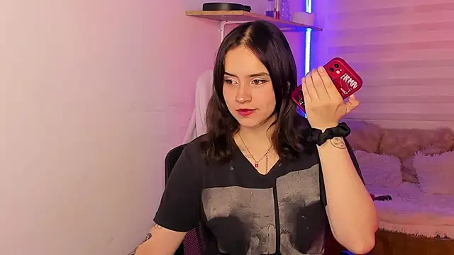 Emily Lindey online show from October 23, 3:28 am