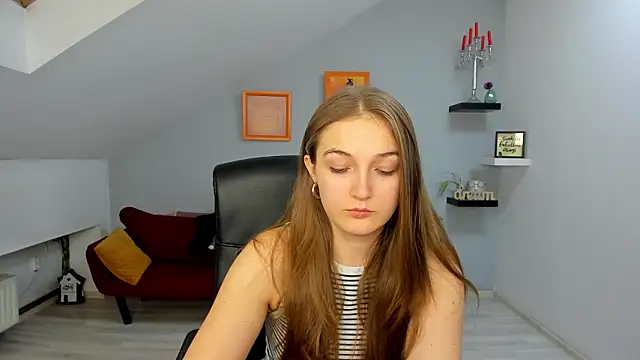 AnneWilsonn online show from February 4, 12:44 pm