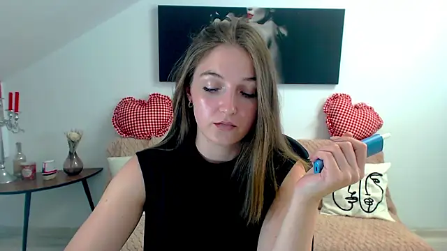 Snapshot of AnneWilsonn chatting on May 28, 5:27 am AnneWilsonn online show from May 28, 5:27 am