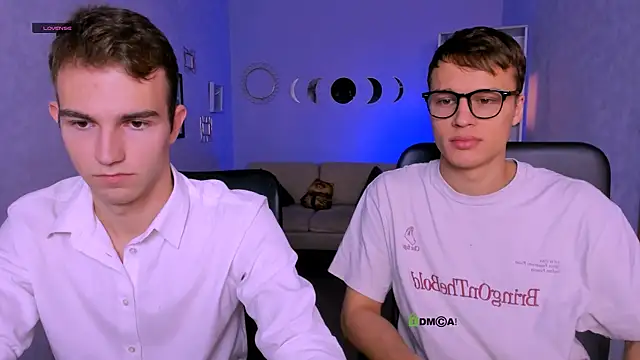 astren villo online show from November 7, 8:20 pm