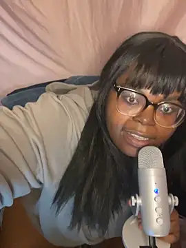 TheChubbySiren online show from June 1, 1:57 pm