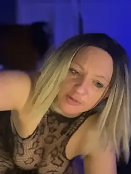 queenkelly1234 online show from March 21, 8:41 am