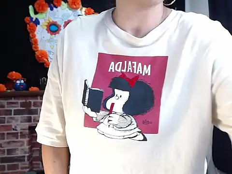 Lucyy Naugthy online show from November 14, 1:10 pm