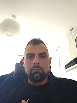 PopularArgument46 online show from April 14, 2:34 pm