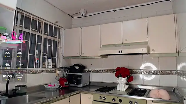 Justin valverde online show from March 12, 7:53 pm