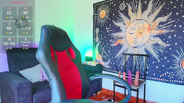 Snapshot of Cat__Moon__ chatting on July 1, 6:51 pm Cat Moon online show from July 1, 6:51 pm