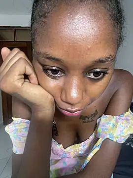 NyahHeat online show from January 18, 10:30 am