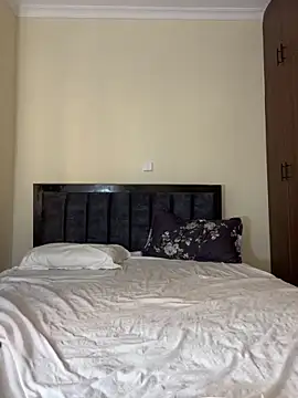 NyahHeat online show from March 17, 1:36 pm