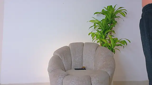 Snapshot of Axel_Cody_ chatting on May 27, 1:30 pm Axel Cody online show from May 27, 1:30 pm