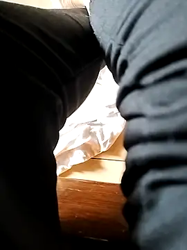 Snapshot of Amanda-_ena- chatting on February 15, 9:08 am Amanda- ena- online show from February 15, 9:08 am