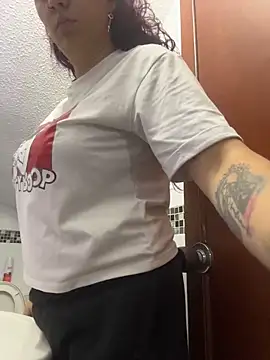 Zoe fire online show from December 22, 11:18 am