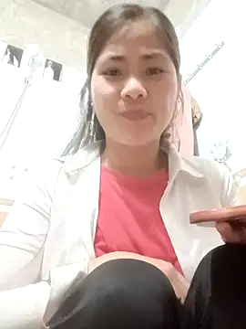 Lyssa-a online show from February 22, 10:30 pm