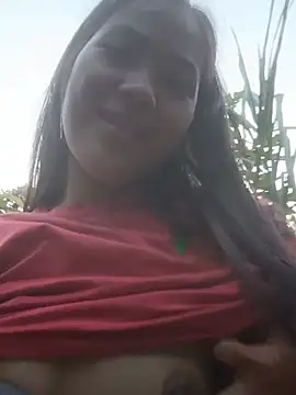 Snapshot of Lyssa-a chatting on July 13, 10:34 pm Lyssa-a online show from July 13, 10:34 pm