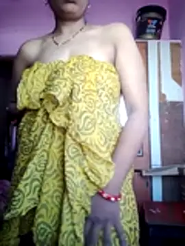 Juhi512 online show from November 20, 4:01 am