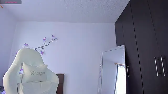 Snapshot of kittyrush_ chatting on May 12, 8:28 pm kittyrush online show from May 12, 8:28 pm