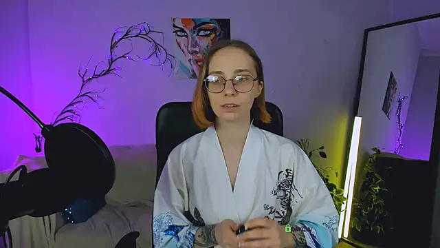 evalora vei online show from October 18, 12:17 pm