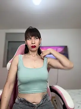 AlanaRius18 online show from April 16, 8:04 am