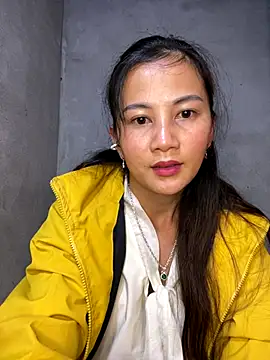 Miss-World00 online show from December 13, 9:20 pm