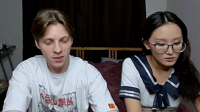 Blossomandbee online show from October 20, 1:06 am