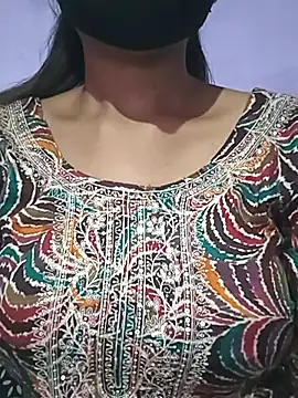 Snapshot of sneha_001 chatting on October 16, 8:26 am sneha 001 online show from October 16, 8:26 am