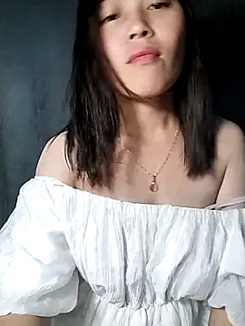 Snapshot of Hani-i chatting on May 22, 12:55 pm Hani-i online show from May 22, 12:55 pm