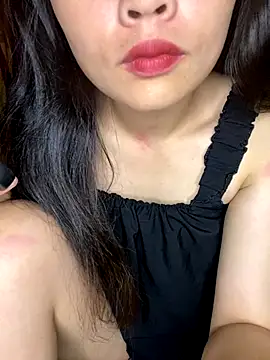 Snapshot of -HaLinh chatting on October 27, 2:21 pm -HaLinh online show from October 27, 2:21 pm