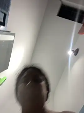 Techi0525 online show from April 3, 4:10 am