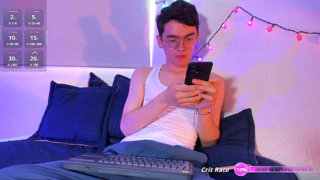 Snapshot of dani_angel_dark chatting on December 22, 9:01 pm dani angel dark online show from December 22, 9:01 pm