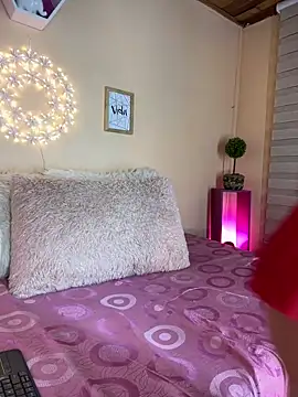 Meggie  online show from November 14, 11:46 pm