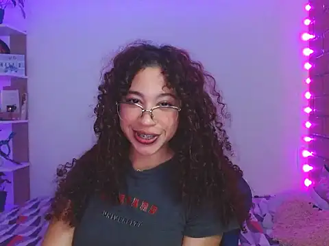 Medussa3033 online show from November 28, 1:19 am