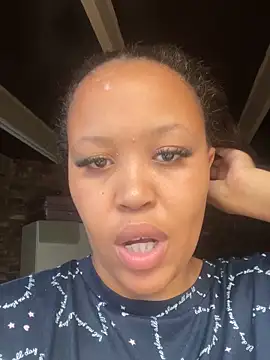 Snapshot of Saq-Madik chatting on November 3, 10:05 am Saq-Madik online show from November 3, 10:05 am