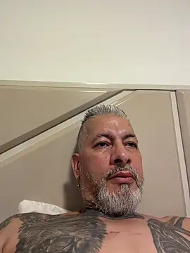 Snapshot of roygomez chatting on October 27, 6:56 pm roygomez online show from October 27, 6:56 pm