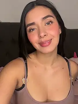 MiaSofia   online show from December 17, 5:13 am