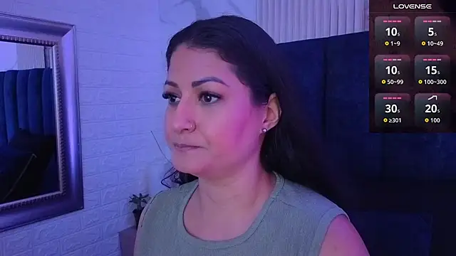 Snapshot of MarScarlett chatting on May 24, 3:50 pm MarScarlett online show from May 24, 3:50 pm
