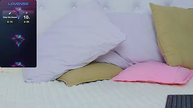 Snapshot of AriannaSins chatting on January 9, 4:28 pm AriannaSins online show from January 9, 4:28 pm