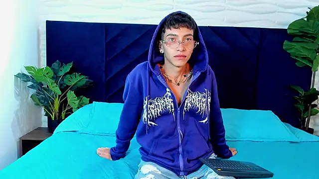 Tiam muller online show from October 24, 3:47 am